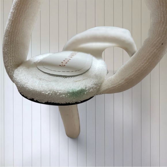 Good American Terry Kickstand Heels - Picture 6 of 8